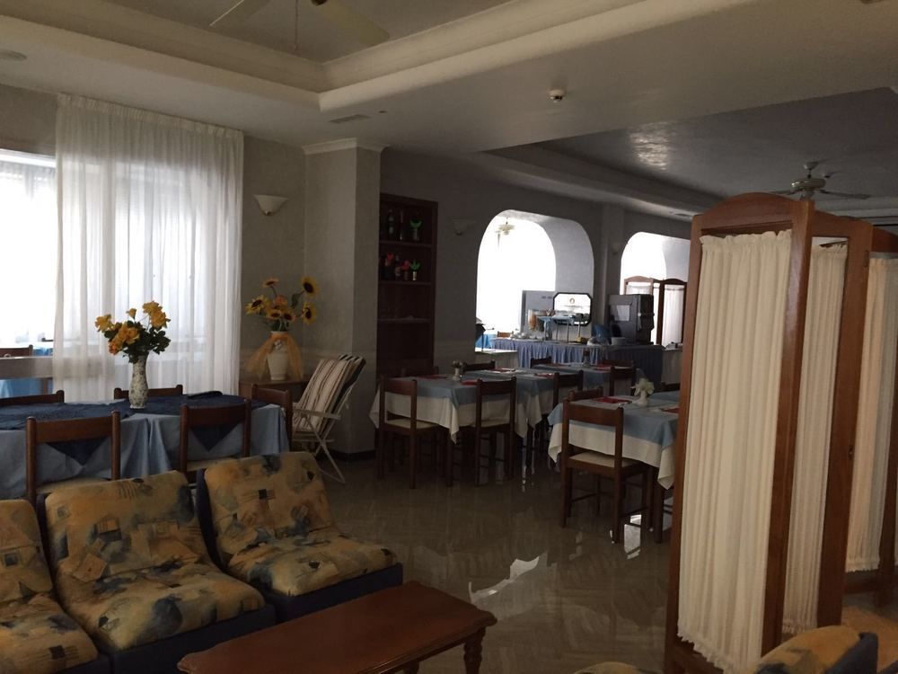 Hotel Arno Misano Adriatico Eksteriør bilde