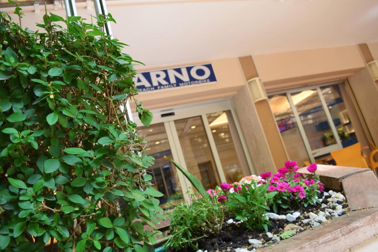 Hotel Arno Misano Adriatico Eksteriør bilde